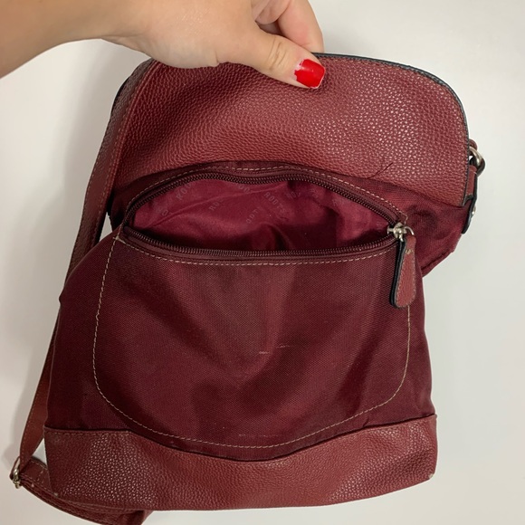 Roots Canada Womens Crossbody Purse Burgandy *Flawed Multi Pocket Zip Adjustable - Picture 16 of 16